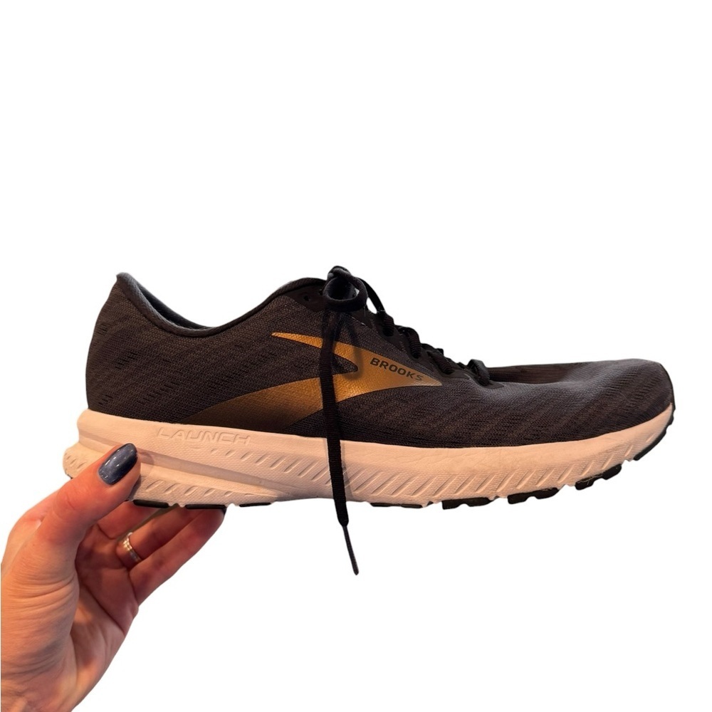 Brooks Launch 7 Running Shoes Men’s 11 D Black Gold Lightweight Performance